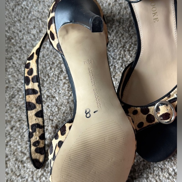 Audrey Brooke Black and Brown Heels with Leopard Print - Picture 5 of 8